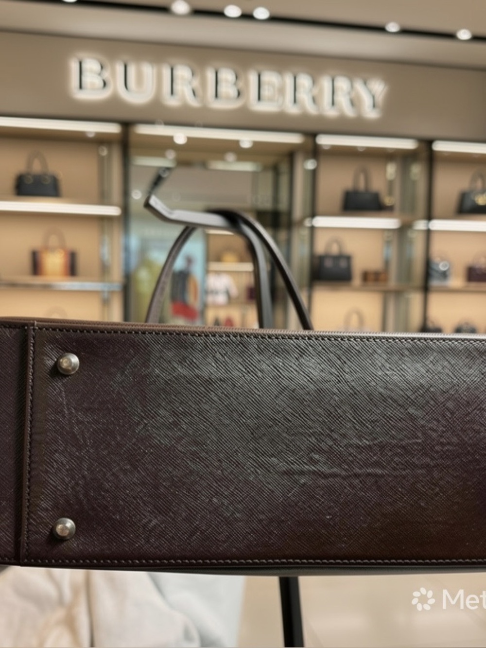 ❌ SOLD Burberry Structured Satchel Handbag - Picture 5 of 8
